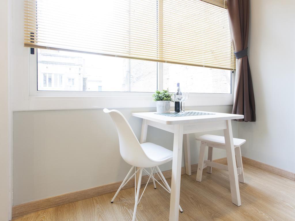 Quiet Travessera Appartement *